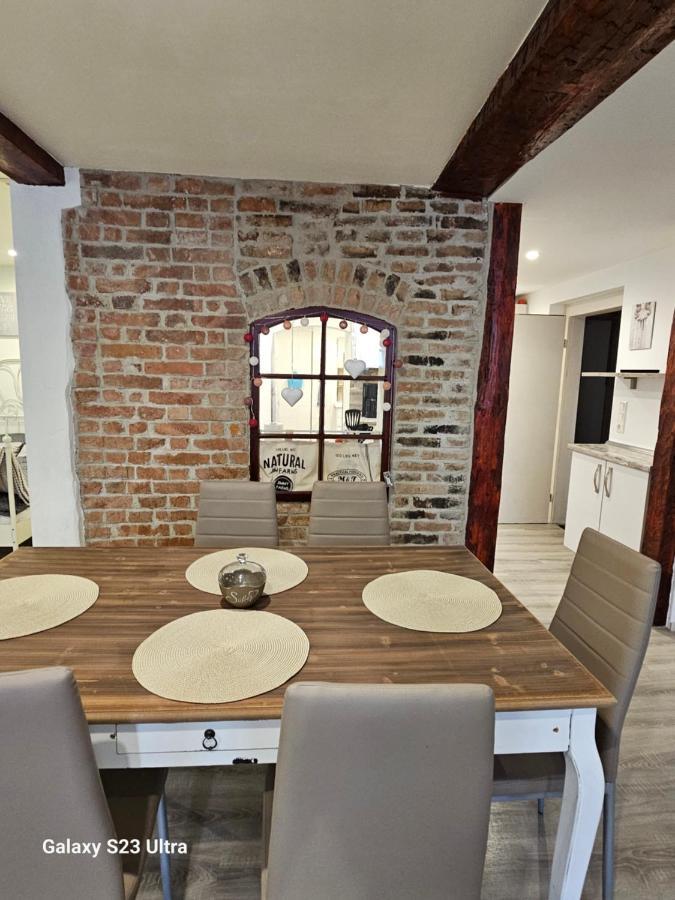 Ferienwohnung ,,Hinter Der Mauer" Hildburghausen Exteriér fotografie